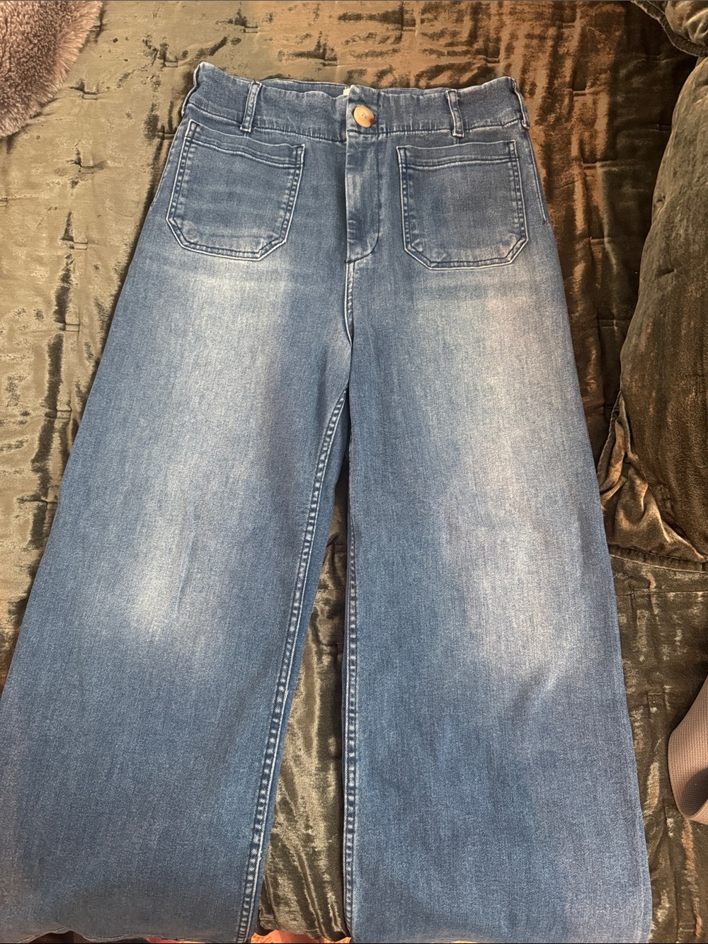Maeve Wide-Leg High-Rise Jeans in Medium Blue Wash